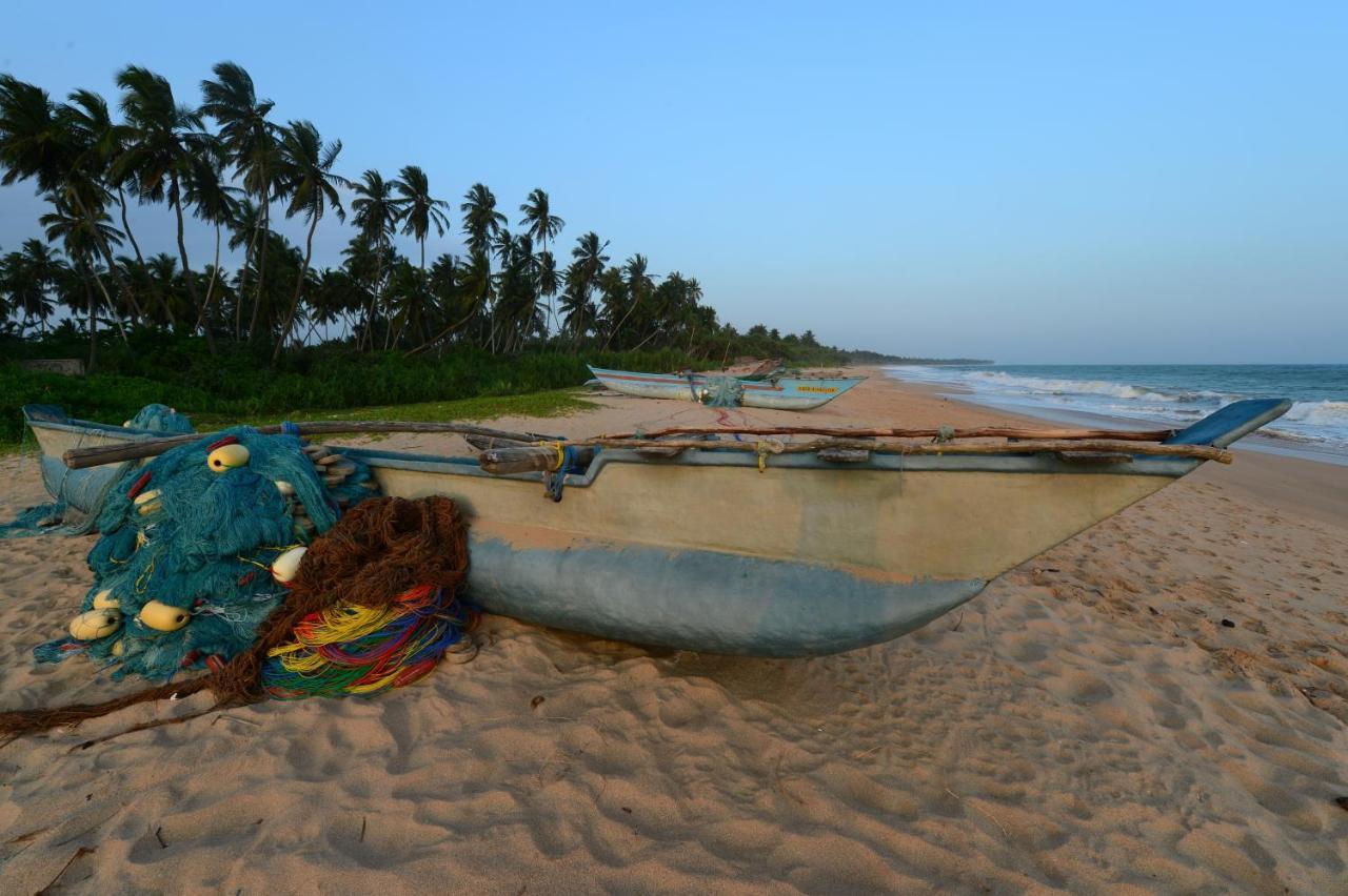 Helios Beach Resort Tangalle Exterior foto
