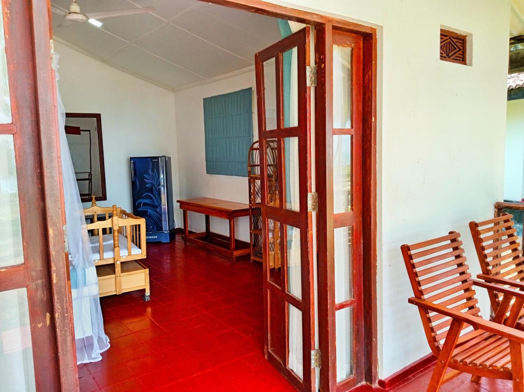 Helios Beach Resort Tangalle Exterior foto